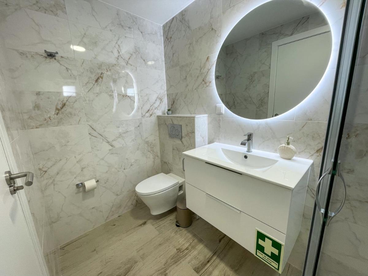 Our Charming House Apartment Портиман Екстериор снимка