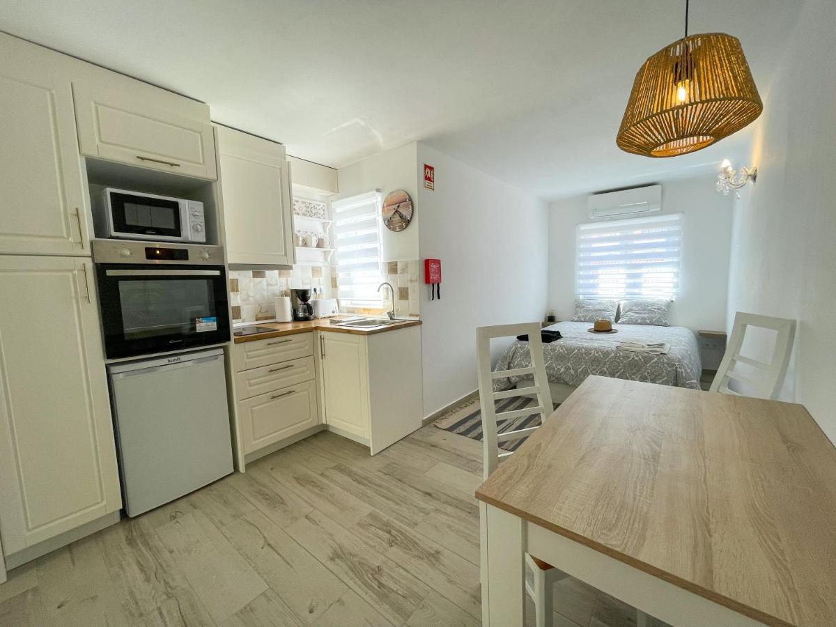 Our Charming House Apartment Портиман Екстериор снимка