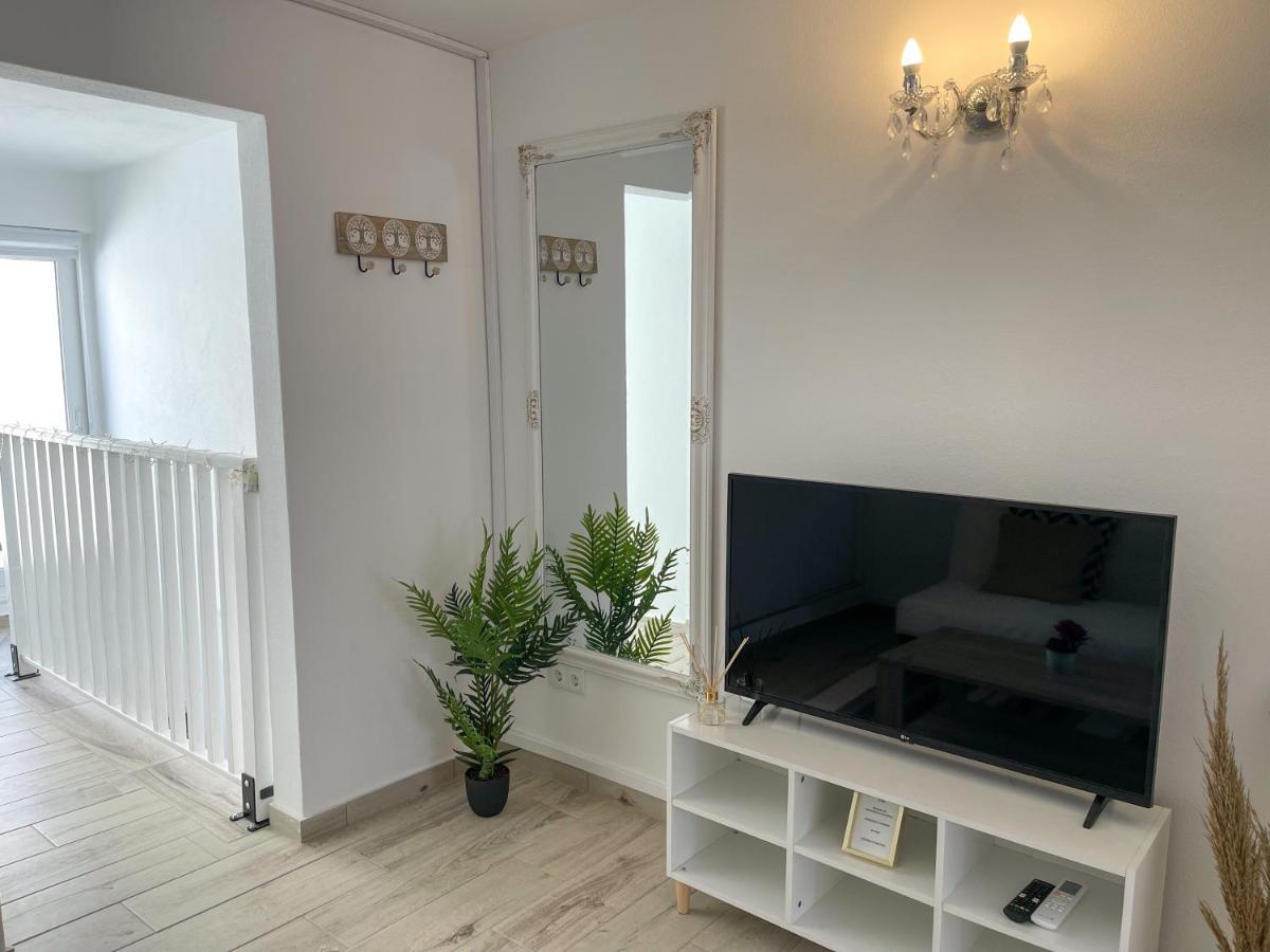 Our Charming House Apartment Портиман Екстериор снимка