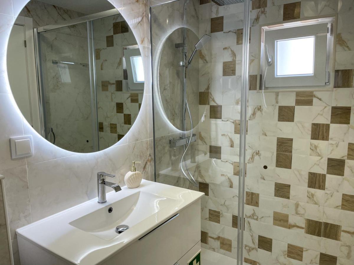 Our Charming House Apartment Портиман Екстериор снимка