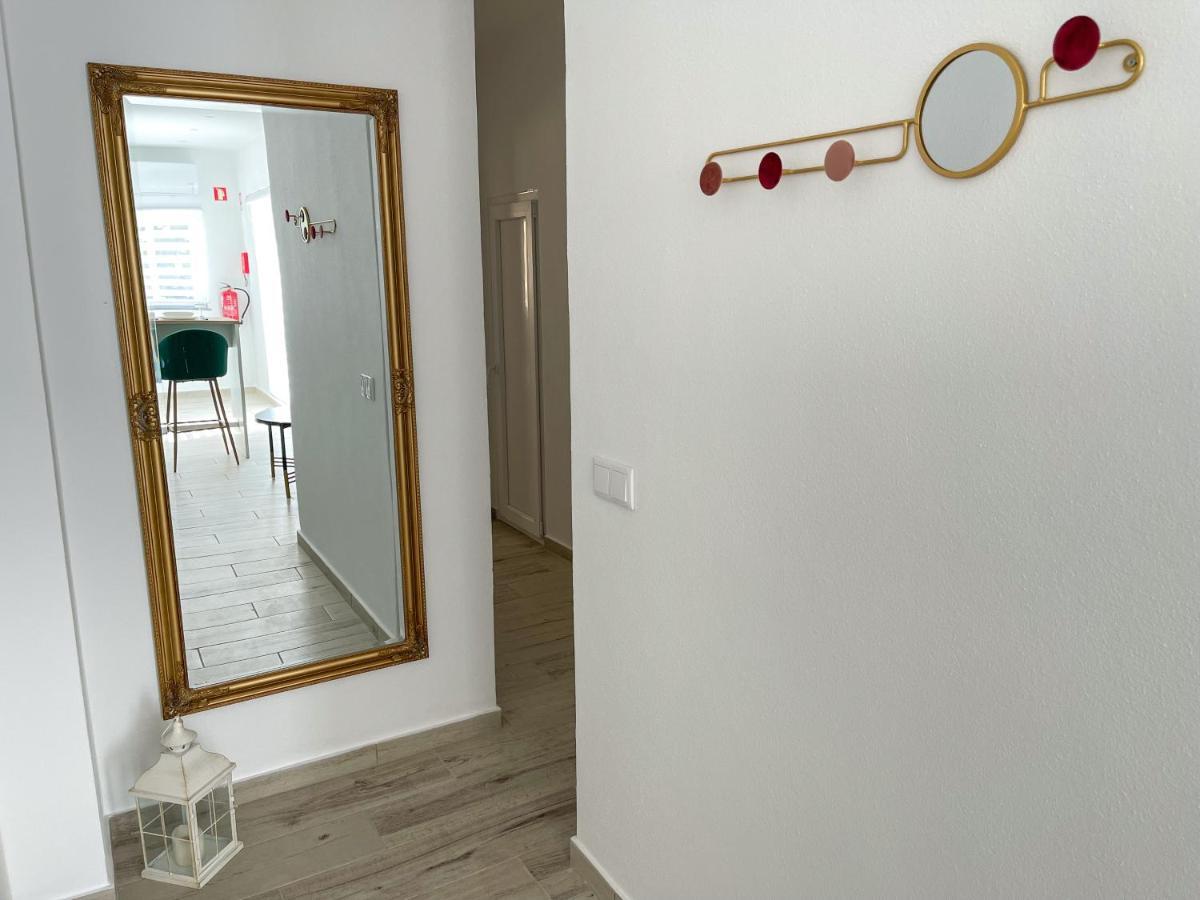 Our Charming House Apartment Портиман Екстериор снимка