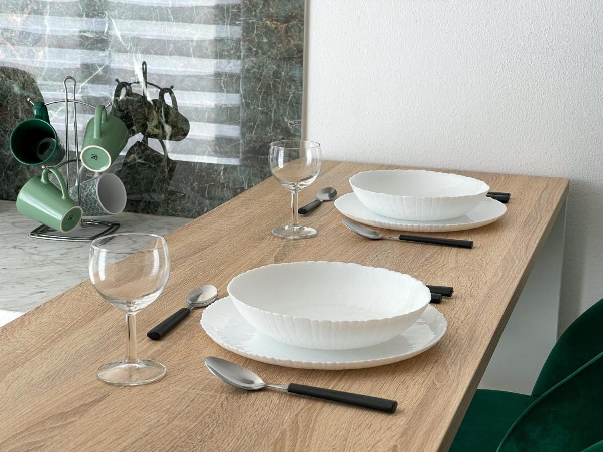 Our Charming House Apartment Портиман Екстериор снимка