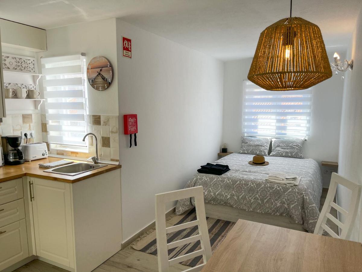 Our Charming House Apartment Портиман Екстериор снимка