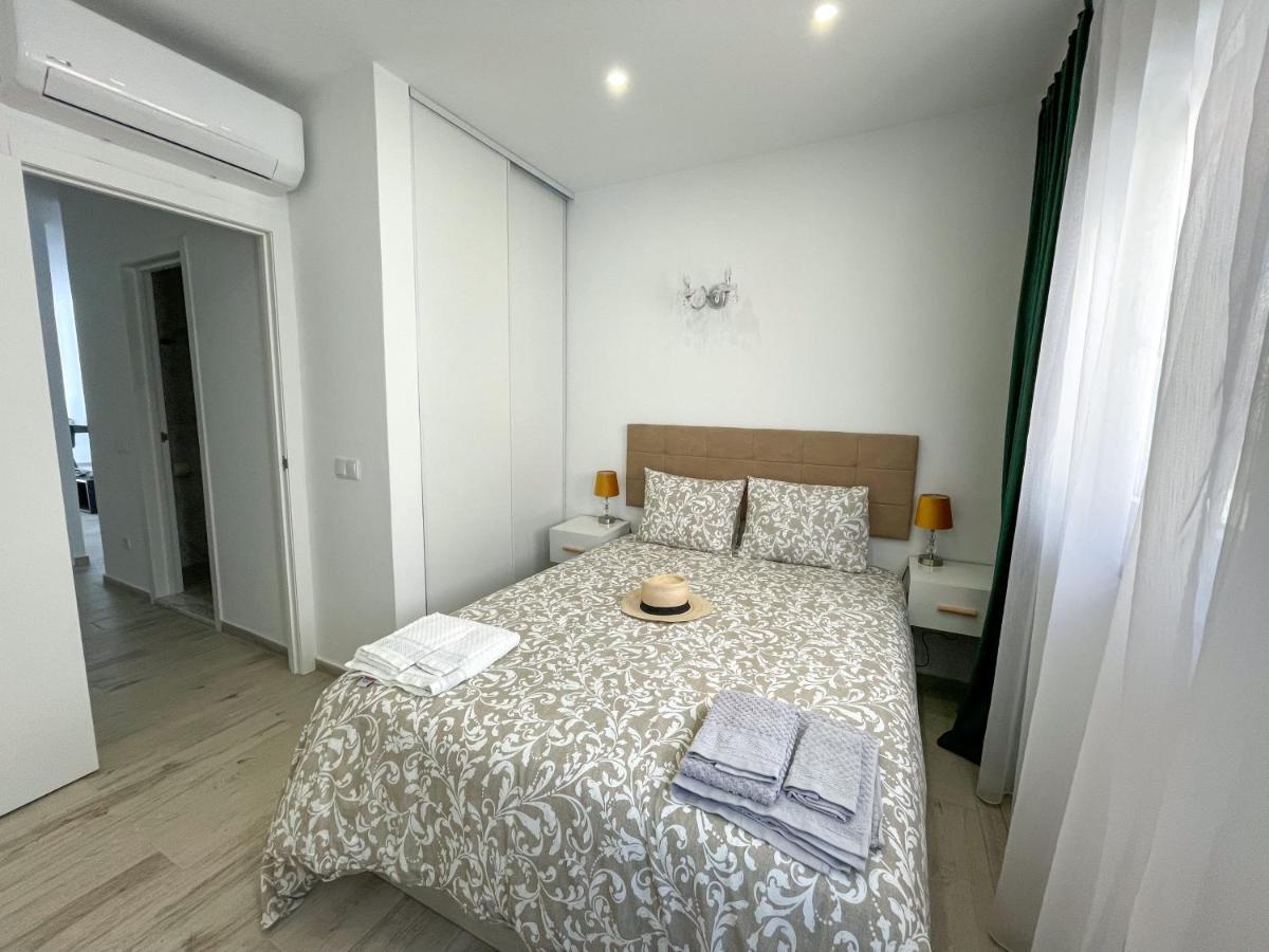 Our Charming House Apartment Портиман Екстериор снимка