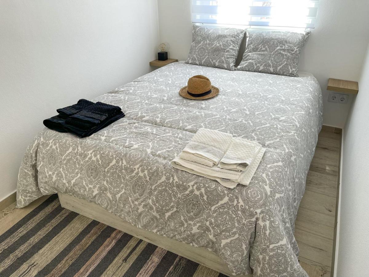 Our Charming House Apartment Портиман Екстериор снимка